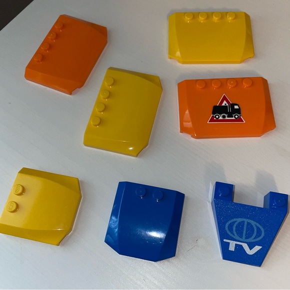 LEGO Vehicle Hoods - Wedge Plates - 45677 52031 - 4858 - Picture 8 of 8